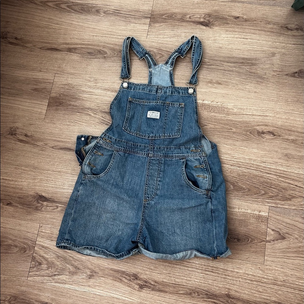 Levi’s denim shortalls size small